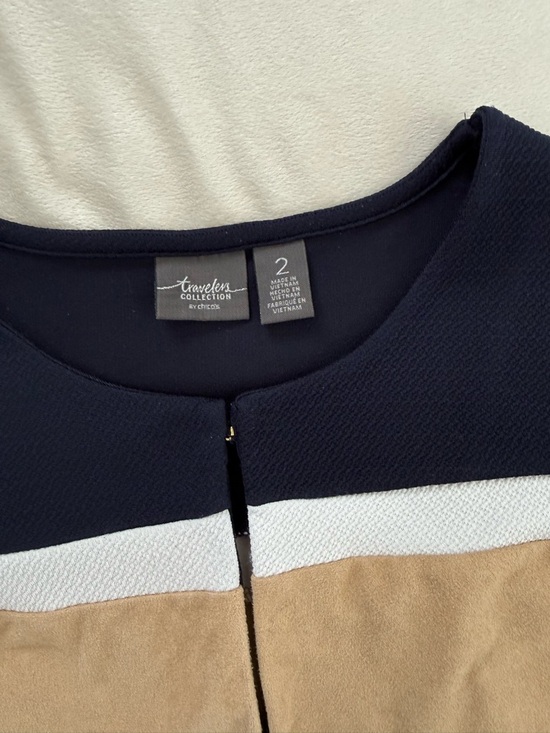 Chico's Travelers Collection Colorblock Jacket Size 2 Navy Tan Open Front - Picture 2 of 5